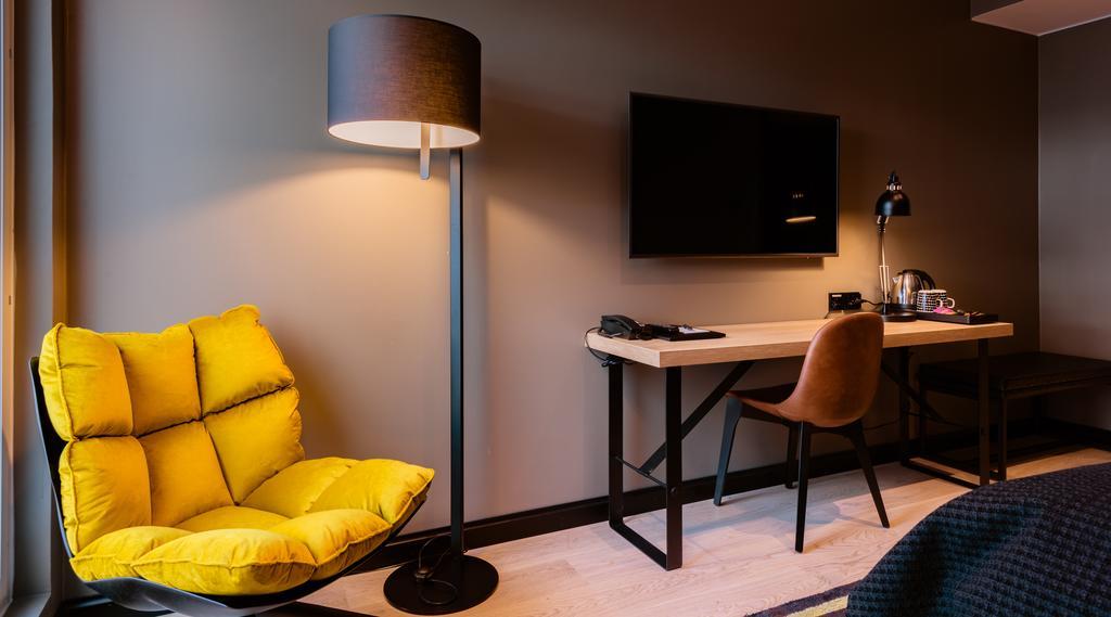 Standard Double Room,709117180:JPEG